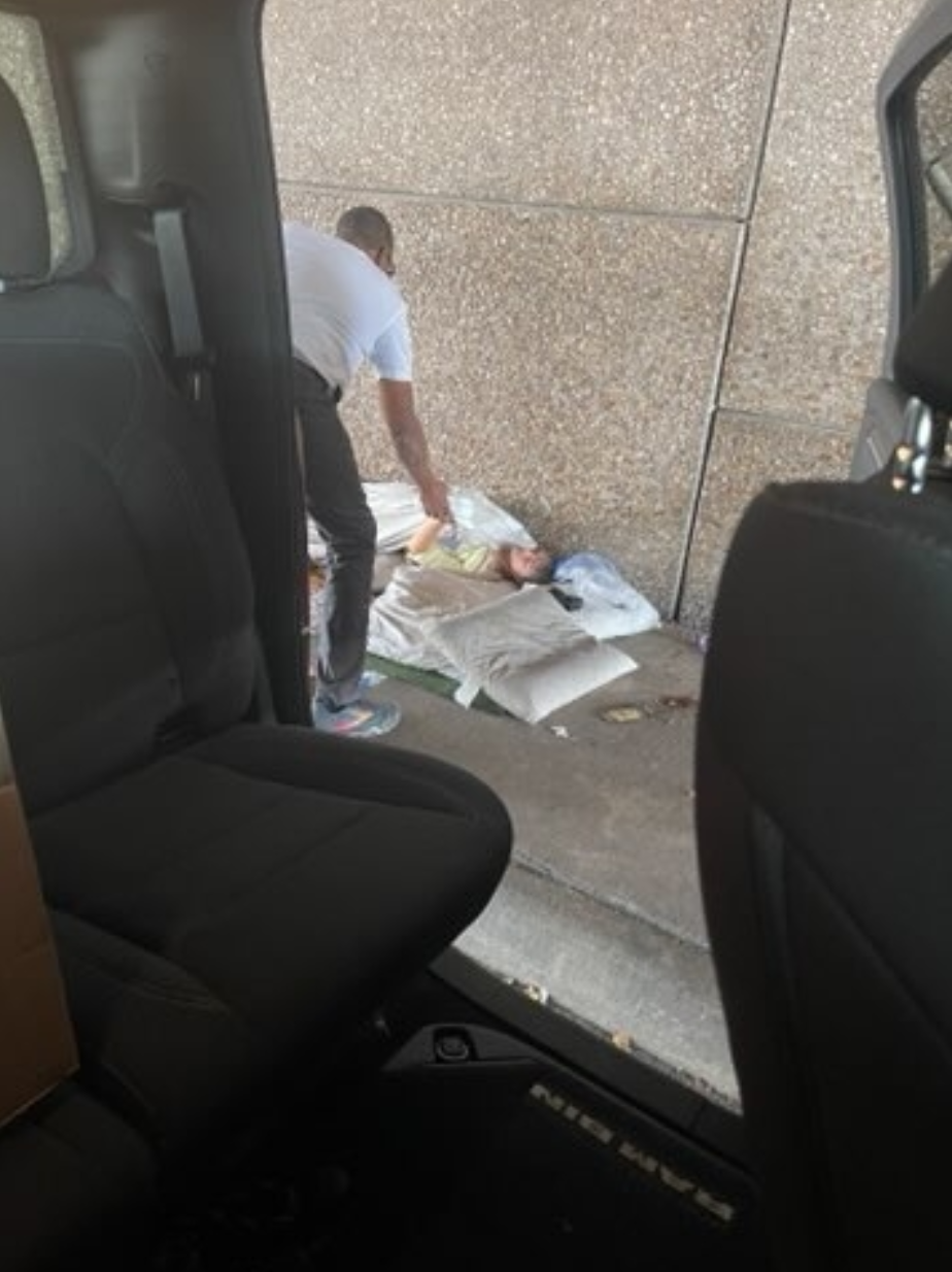 ezgif-frame-007 (13)